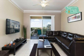 Windsor Hills Condo: Water Park Included